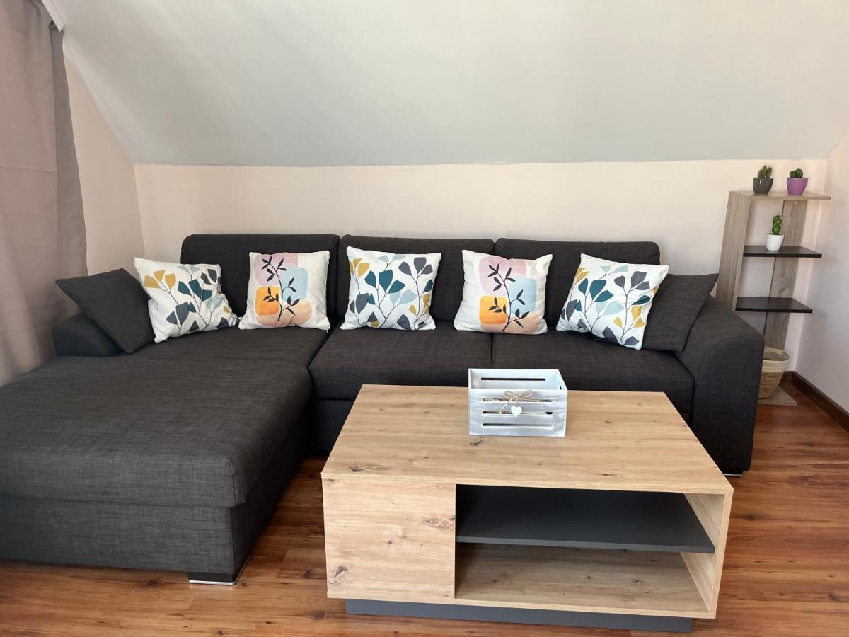 Apartment Happy Holiday 2 Burgas City Exterior foto